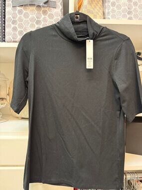 Chico's Black Short-Sleeve Mock Neck Tee